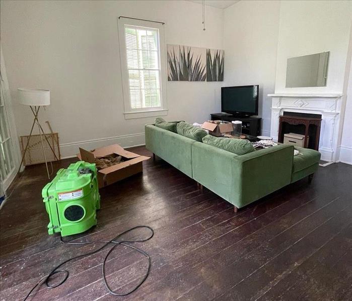 Living room after water loss with SERVPRO equiptment 